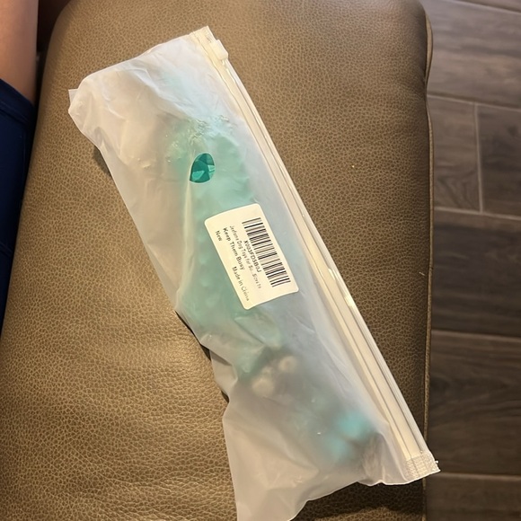 NEW Indestructible Dog Toy Alligator - Picture 3 of 3